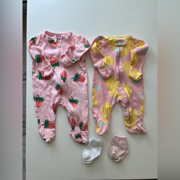 Newborn bundle - Picture 2 of 2